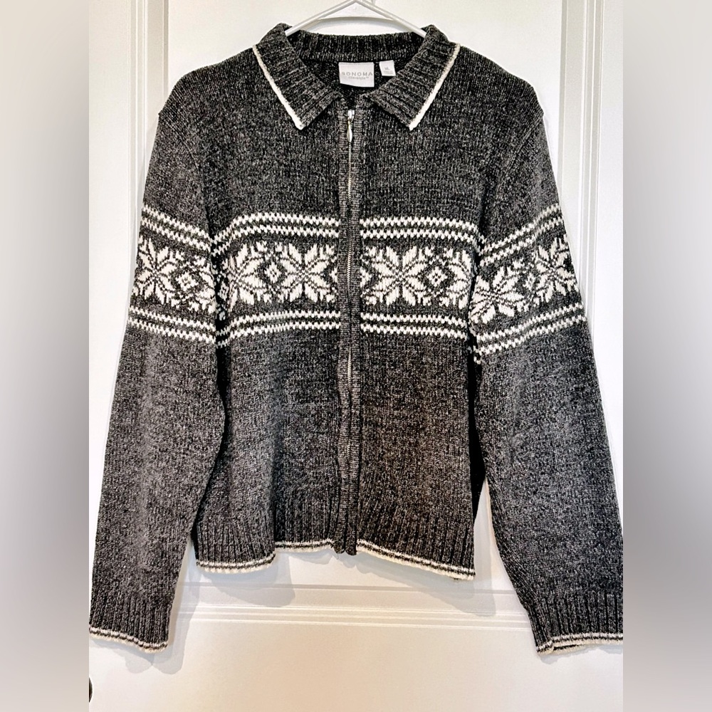 Gray and White Sonoma Zip-Up Sweater XL